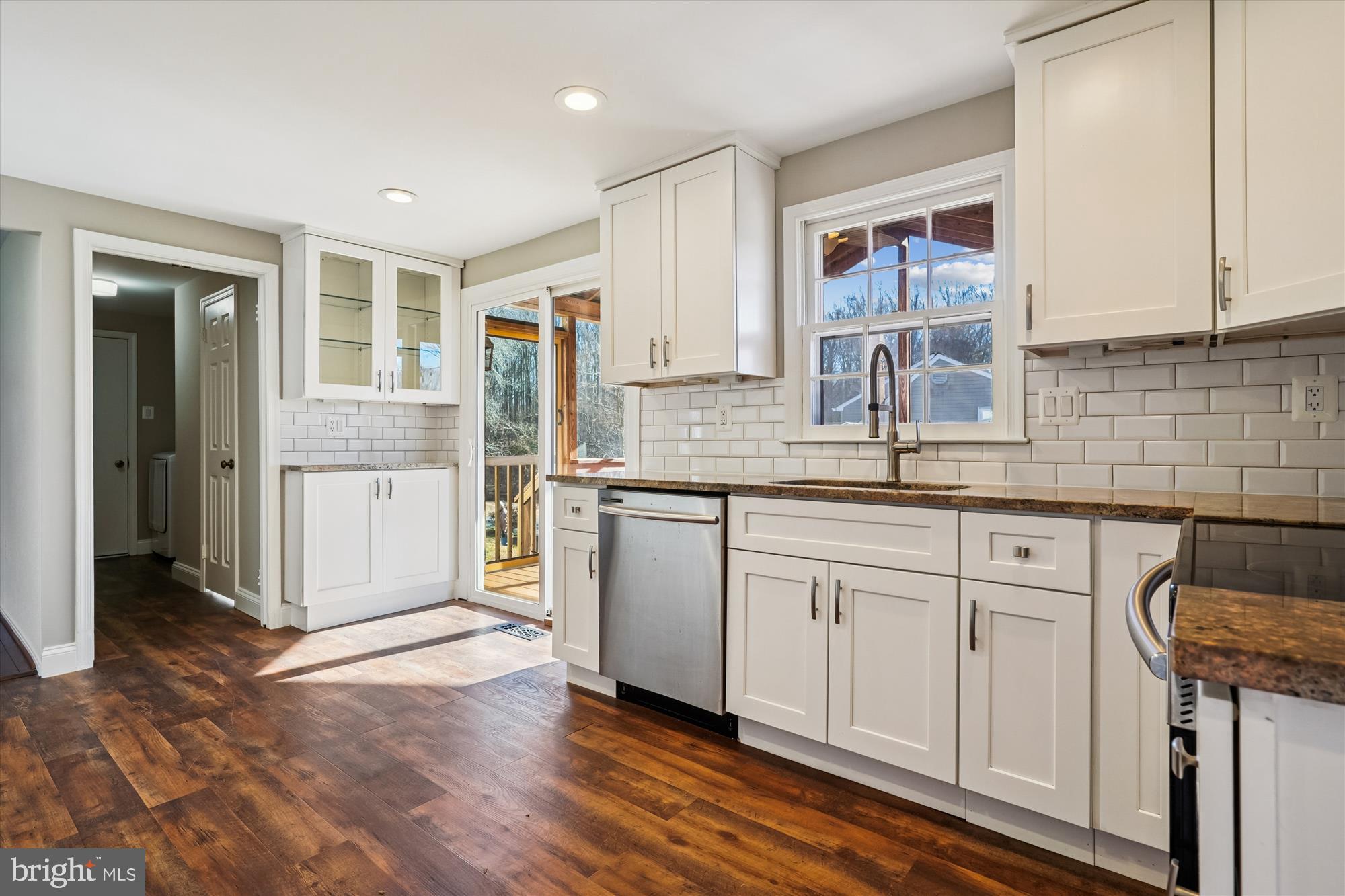 COLCHESTER HUNT - Residential