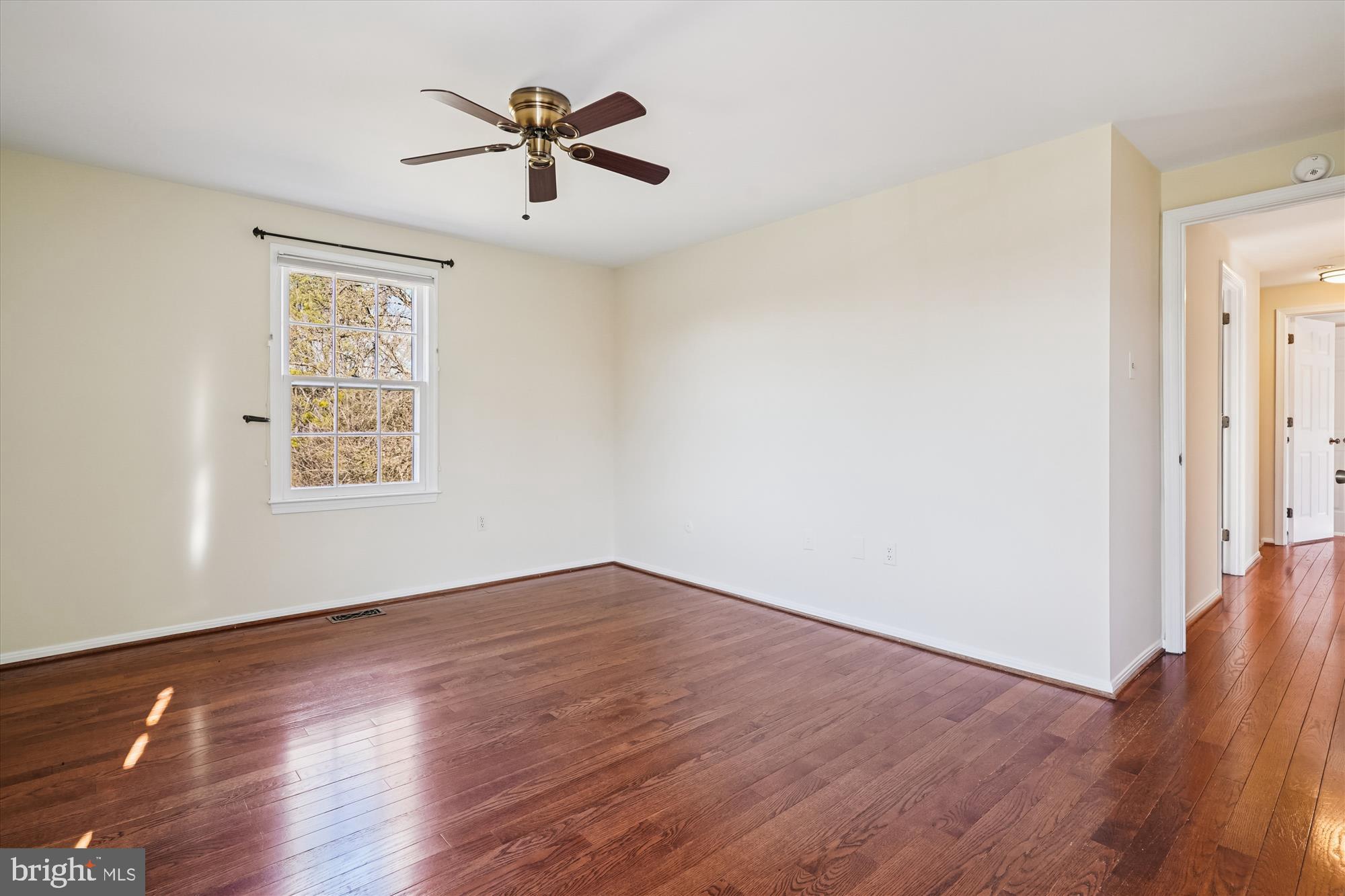 COLCHESTER HUNT - Residential