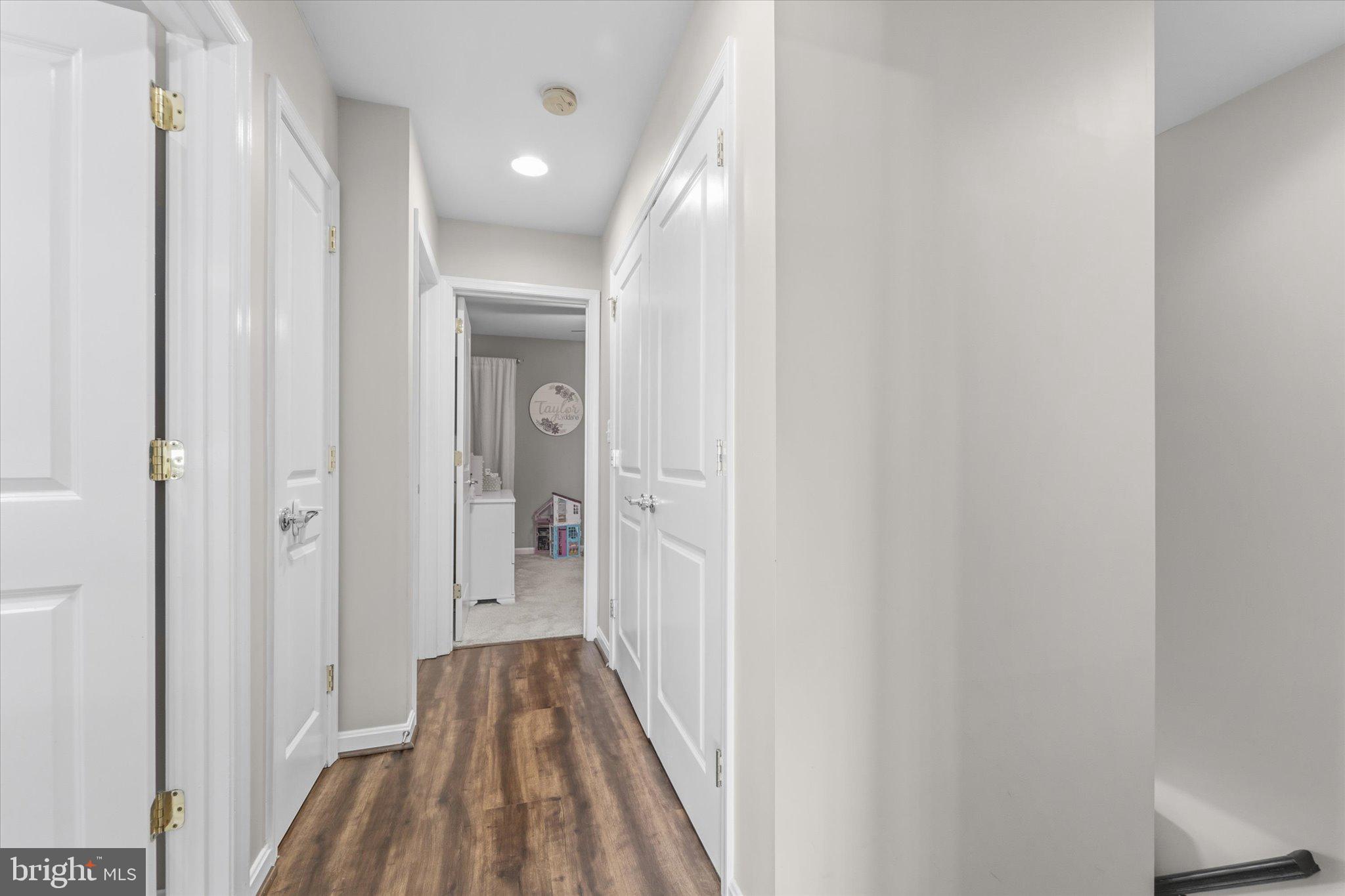 PEMBROOKE - Residential