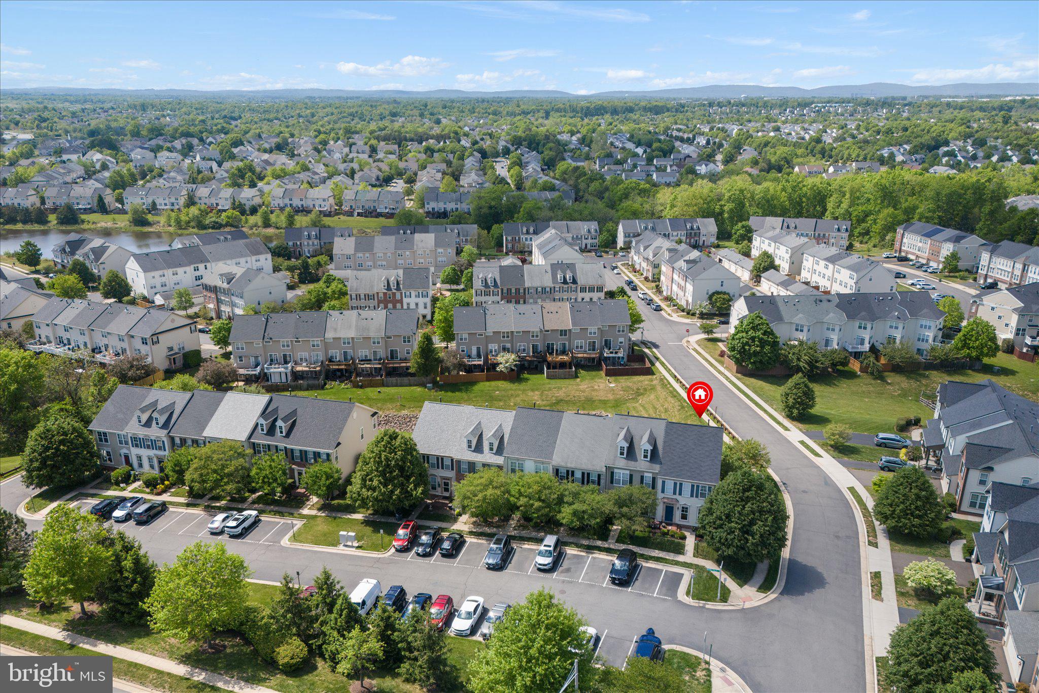 PEMBROOKE - Residential