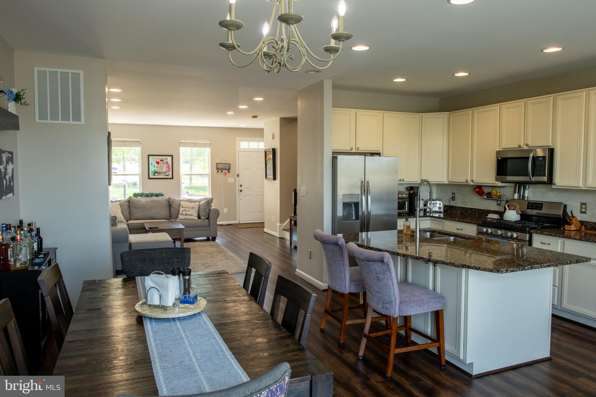 9050 MARBLE FALLS COURT