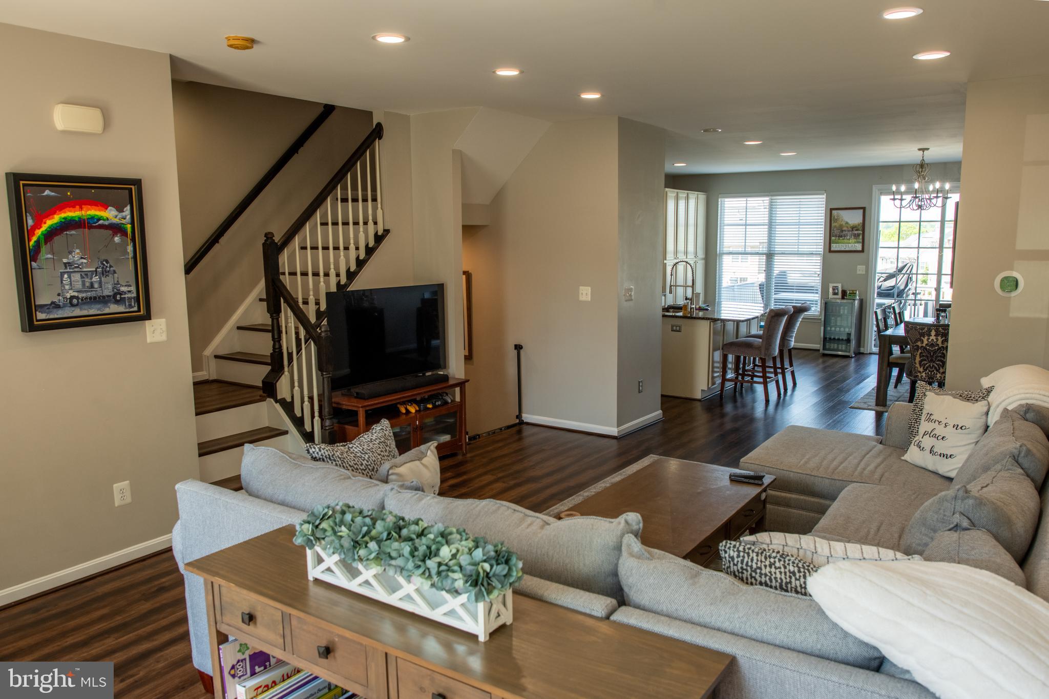 9050 MARBLE FALLS COURT