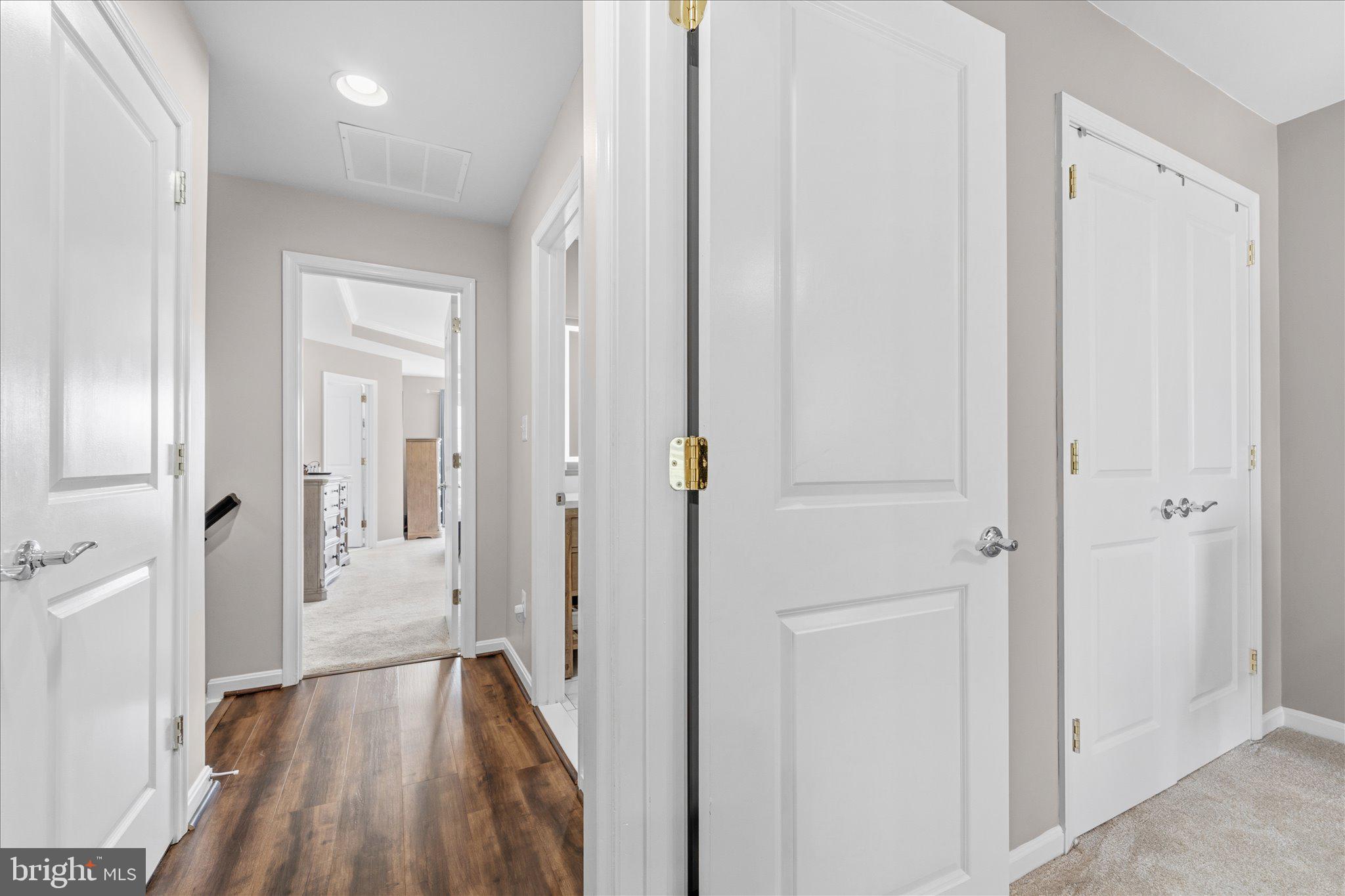 PEMBROOKE - Residential