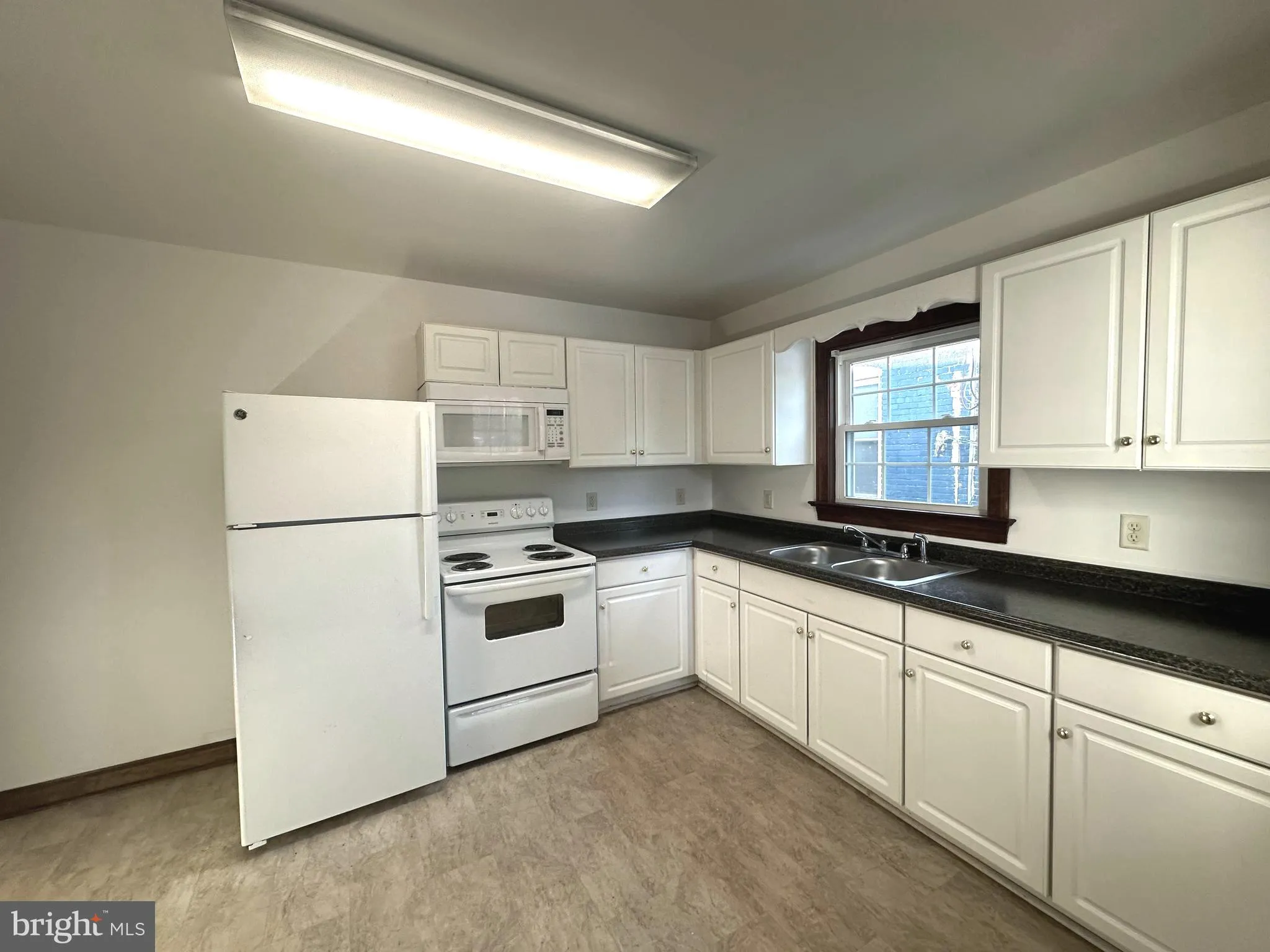 Hagerstown, Maryland 21740, United States, 2 Bedrooms Bedrooms, ,1 BathroomBathrooms,Residential,Active,12013