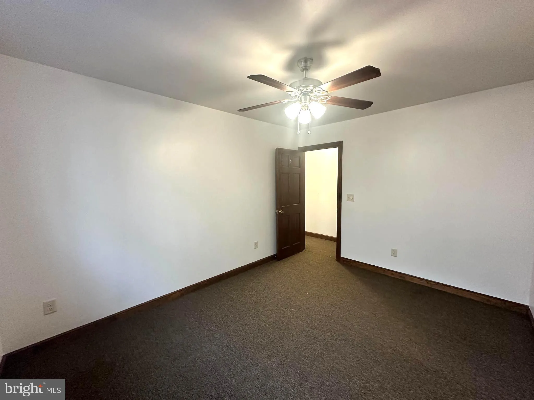 Hagerstown, Maryland 21740, United States, 2 Bedrooms Bedrooms, ,1 BathroomBathrooms,Residential,Active,12013