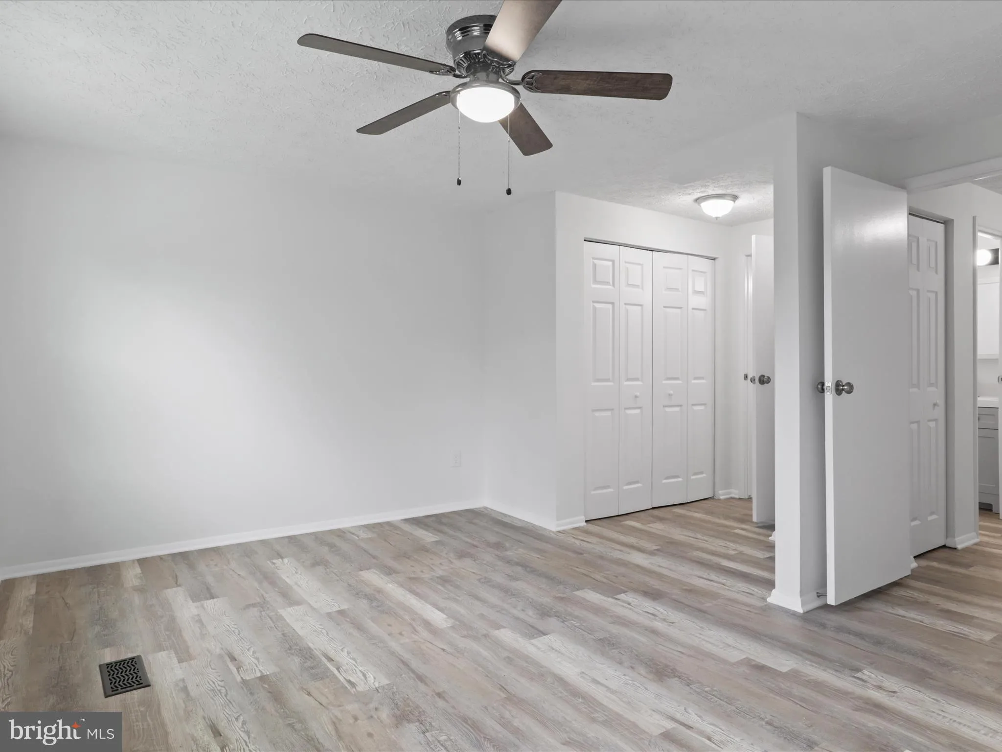 Lorton, Virginia 22079, United States, 2 Bedrooms Bedrooms, ,2 BathroomsBathrooms,Residential,Active,154120