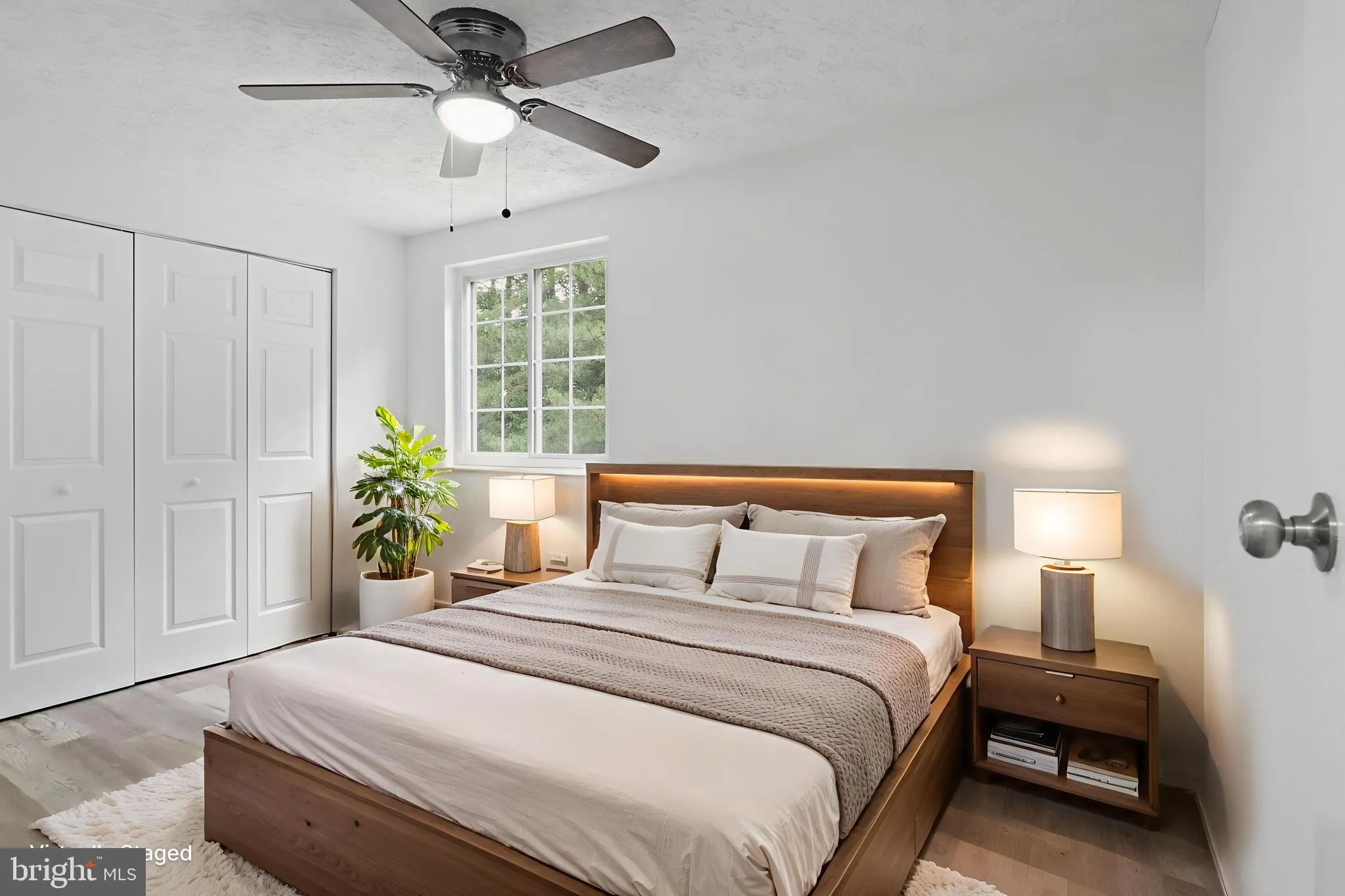 Lorton, Virginia 22079, United States, 2 Bedrooms Bedrooms, ,2 BathroomsBathrooms,Residential,Active,154120