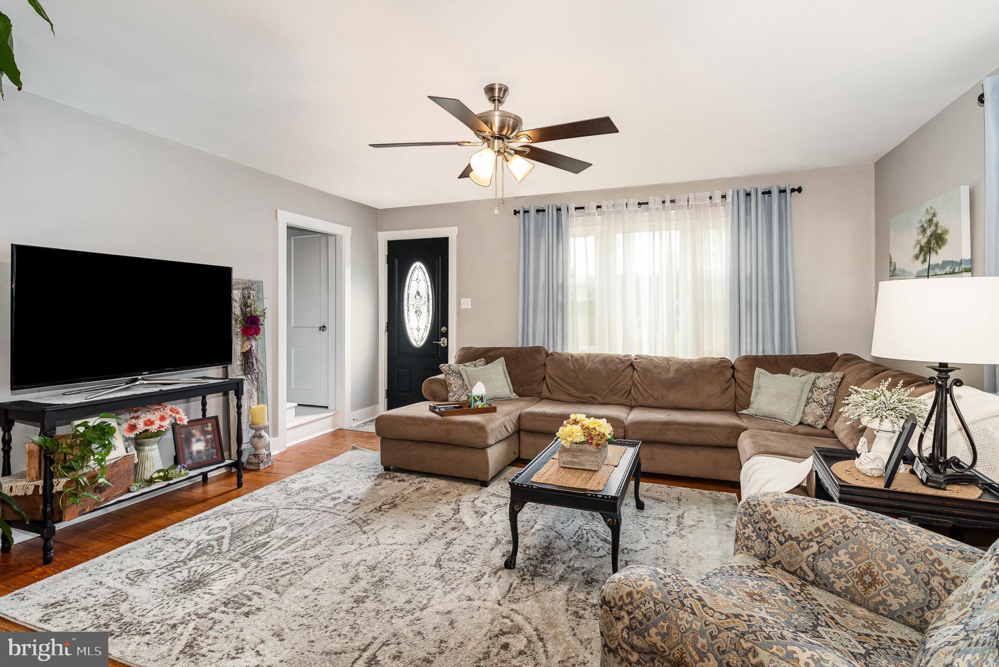 ELIZABETHVILLE BOROUGH - Residential