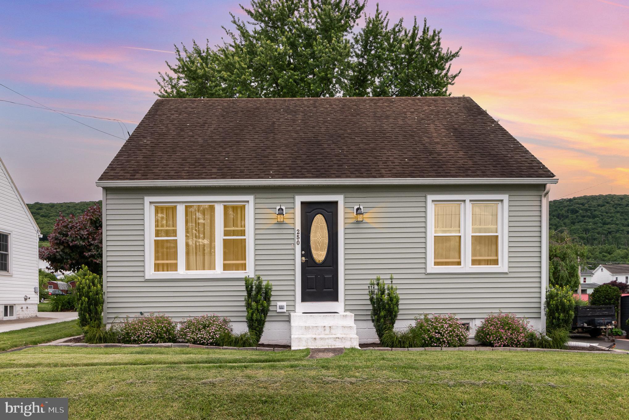 ELIZABETHVILLE BOROUGH - Residential