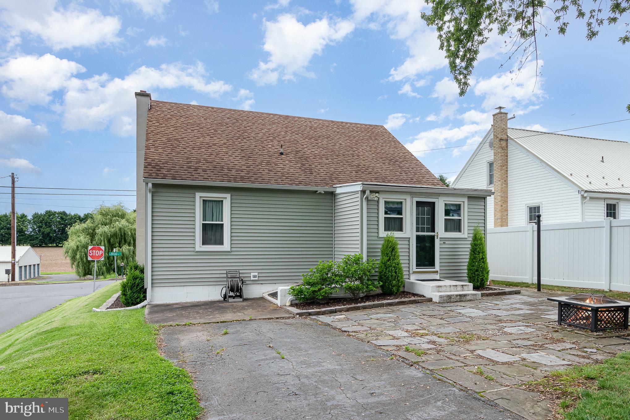 ELIZABETHVILLE BOROUGH - Residential