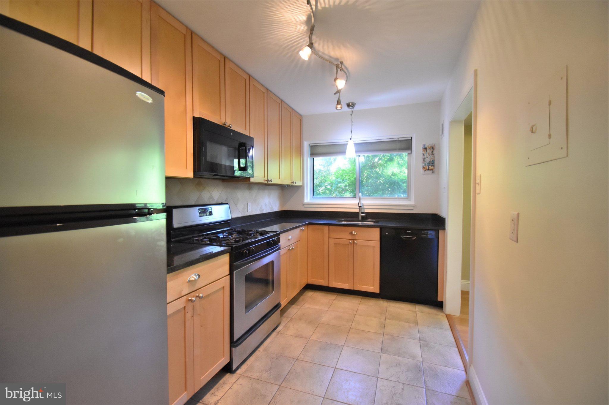10650 WEYMOUTH STREET 103