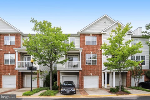 Photo of 2433 Coopers Branch Court, HERNDON, VA 20171 (MLS # VAFX2336730)