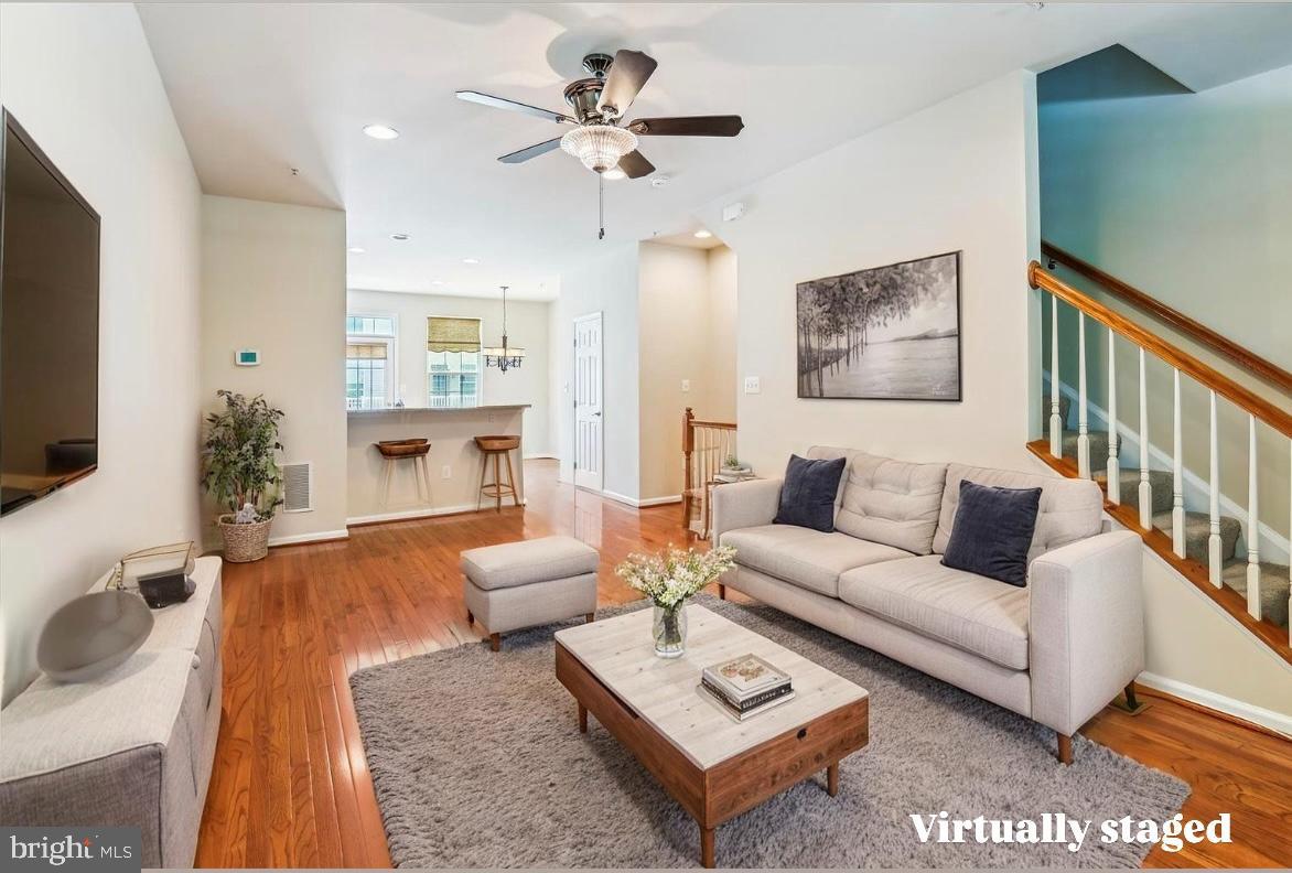 HOWARD SQUARE - Residential Lease