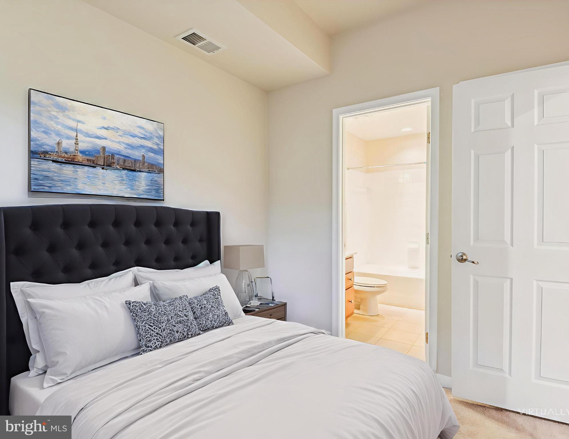 HOWARD SQUARE - Residential Lease