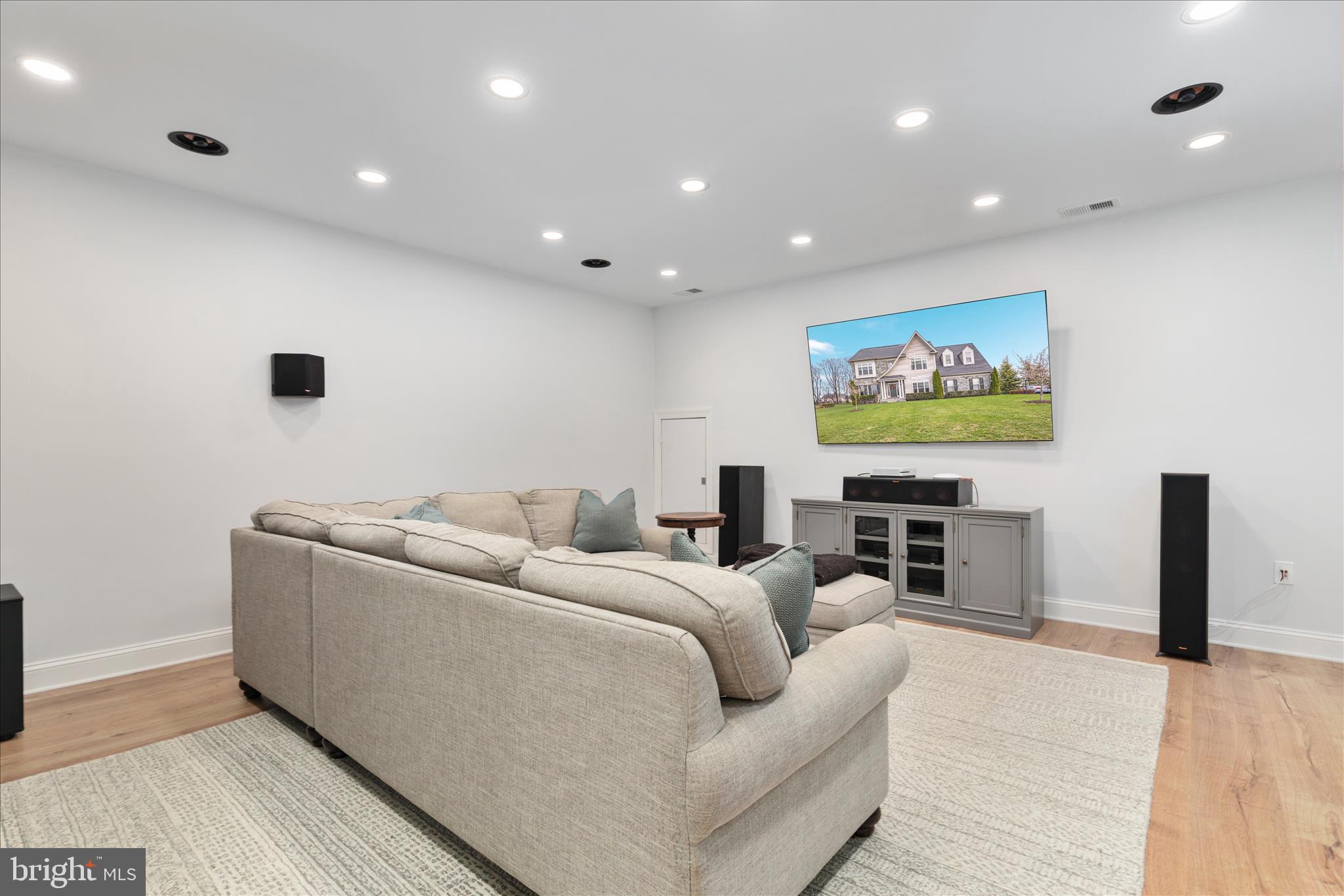 HARMONY VISTA - Residential