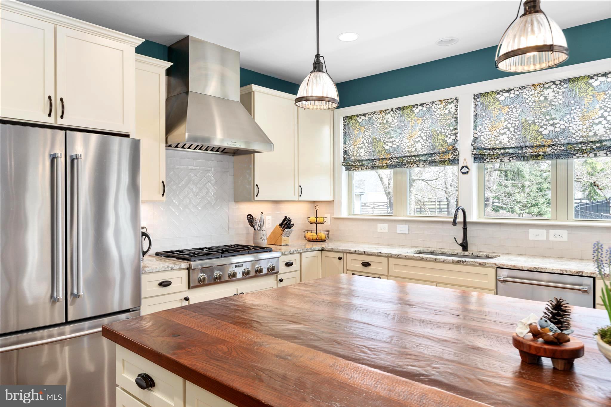 HARMONY VISTA - Residential