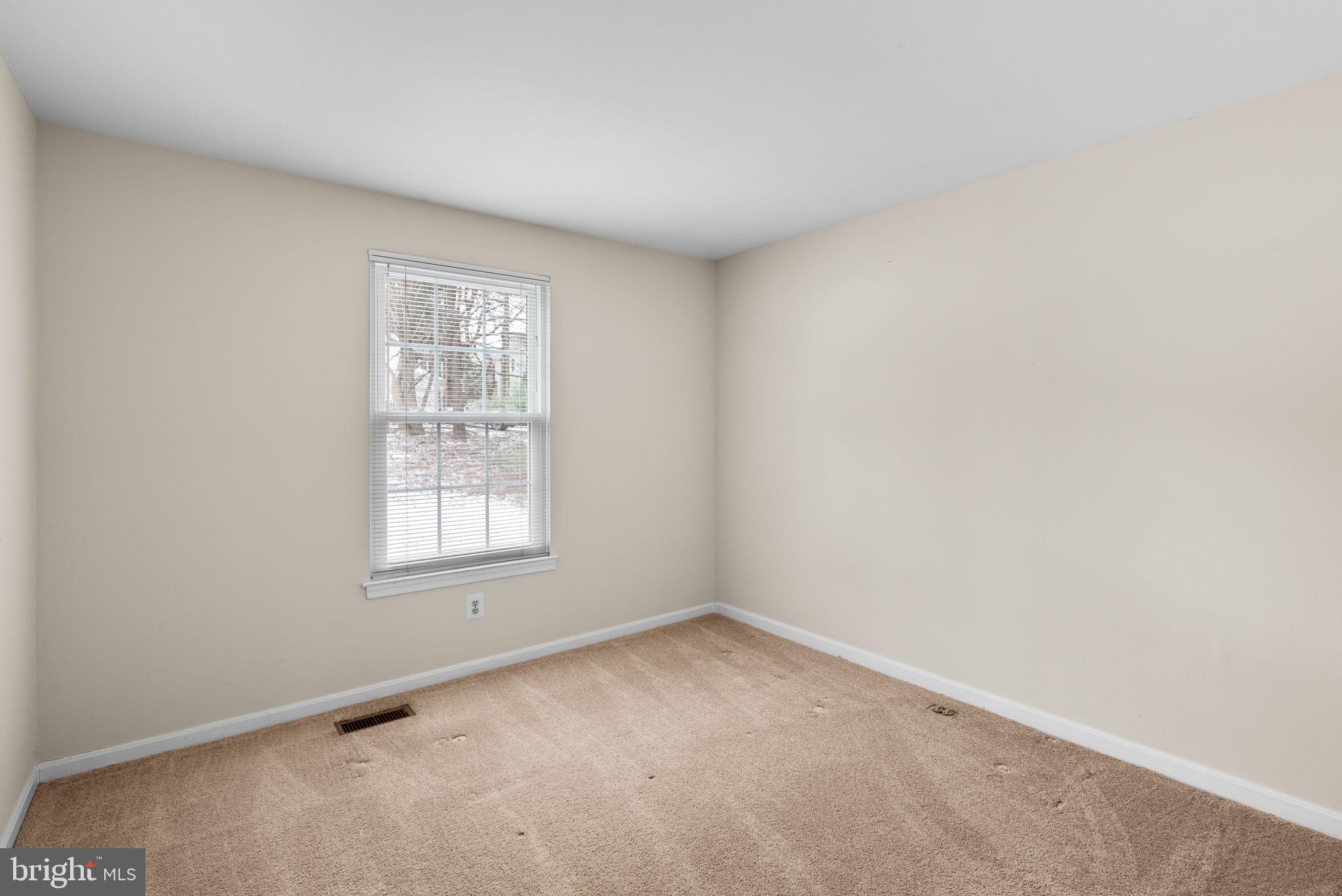 POTOMAC CHASE - Residential