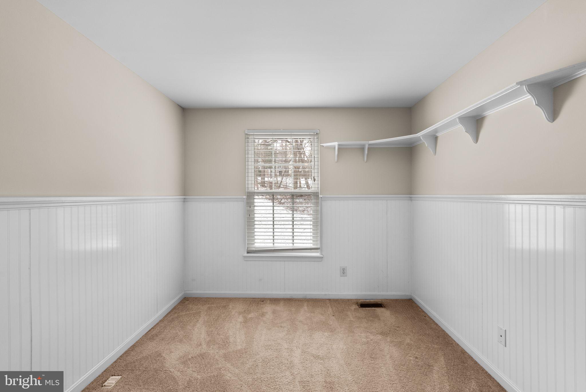 POTOMAC CHASE - Residential