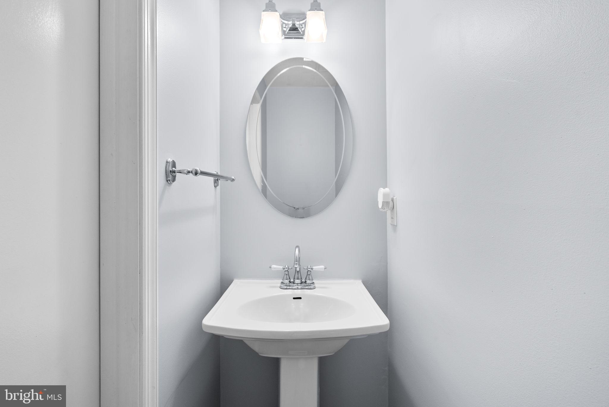 POTOMAC CHASE - Residential