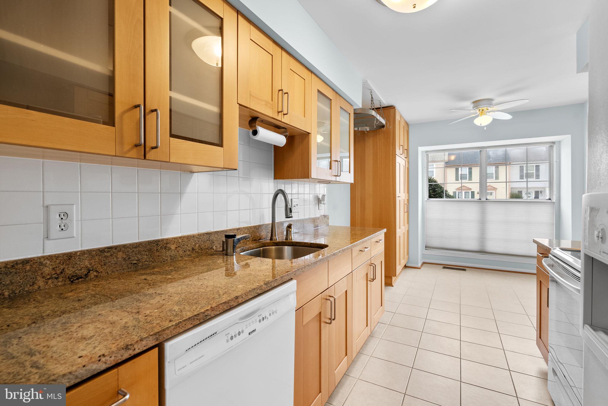 POTOMAC CHASE - Residential