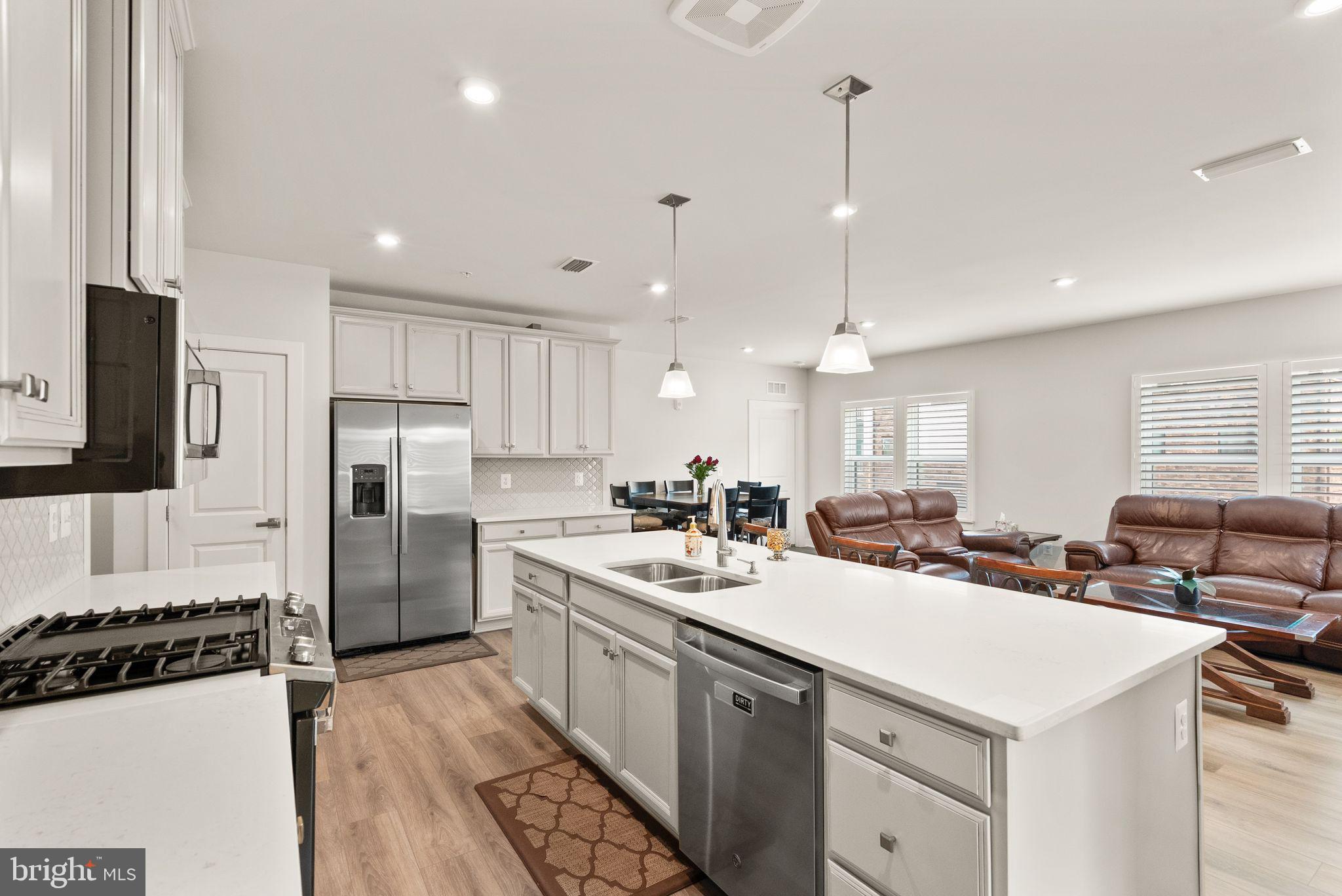 46270 MOUNT ALLEN TERRACE 201