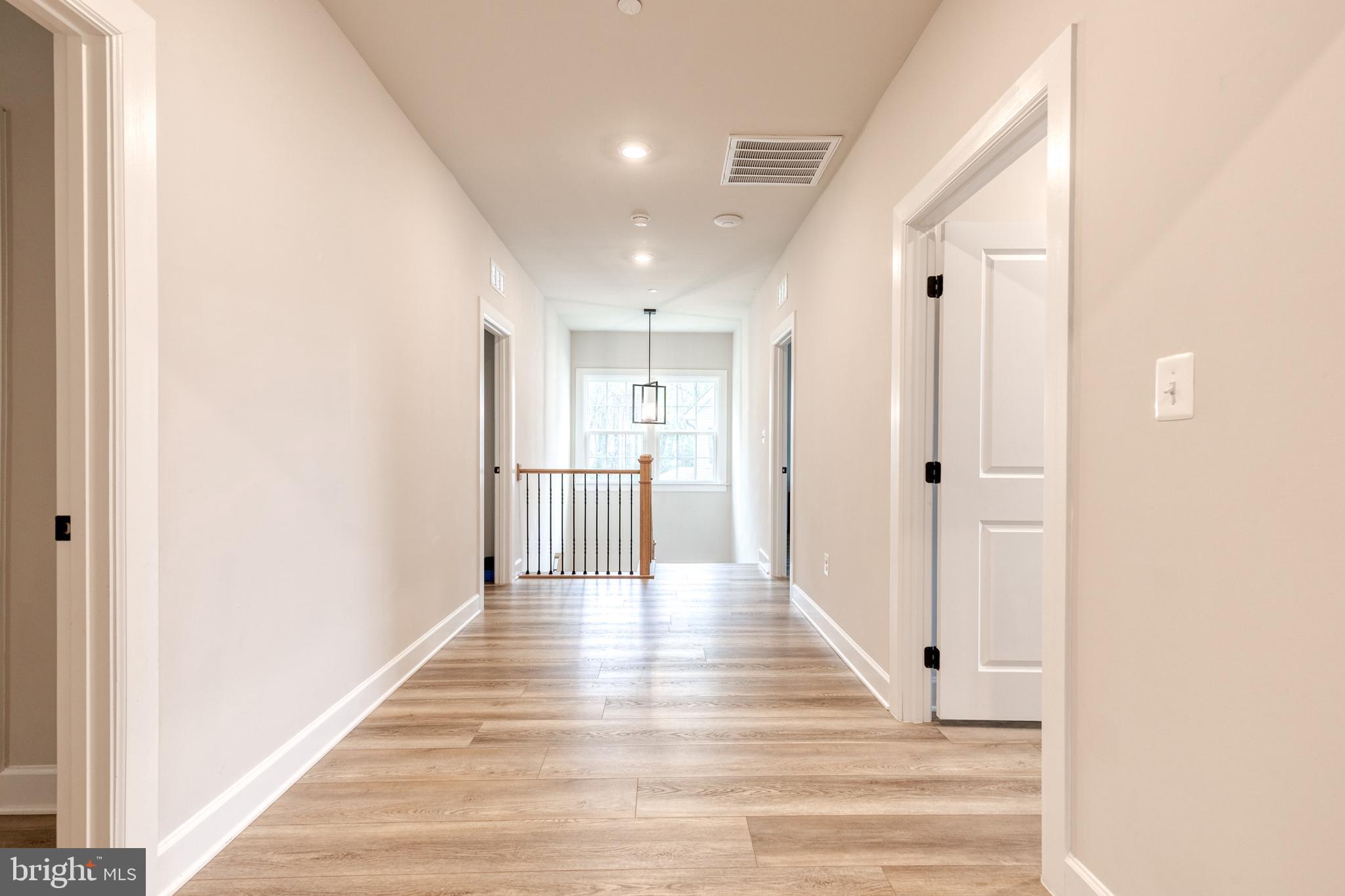 CEDAR CREEK - Residential