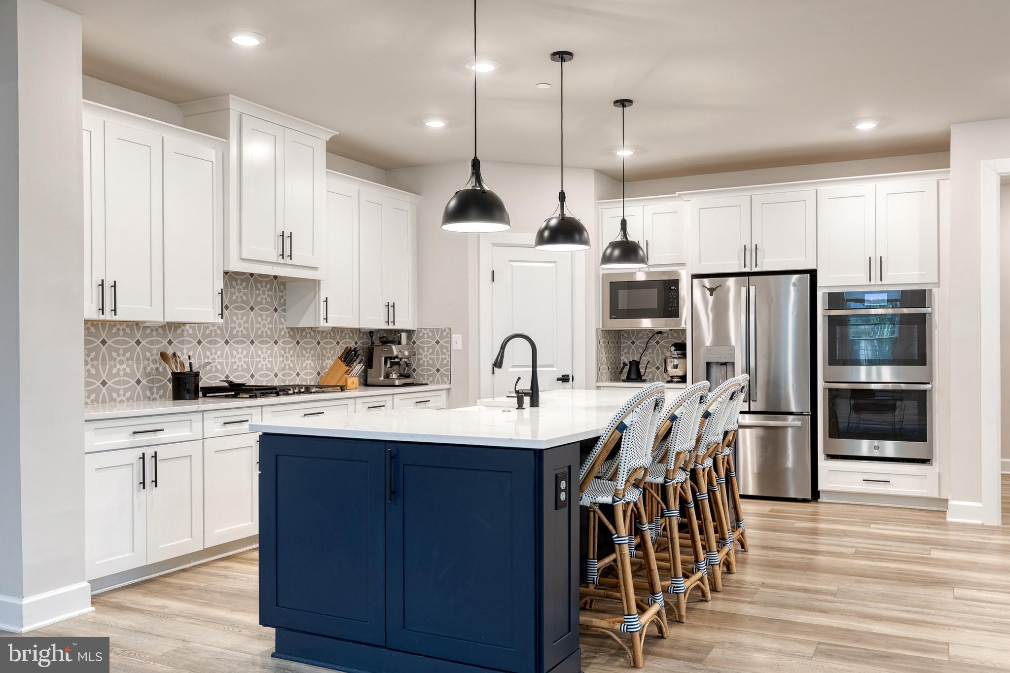 CEDAR CREEK - Residential