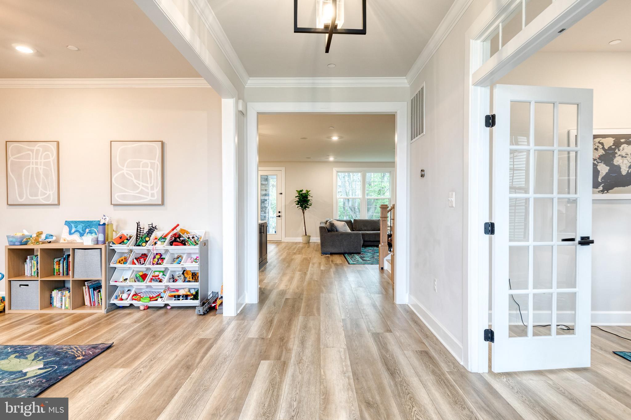 CEDAR CREEK - Residential