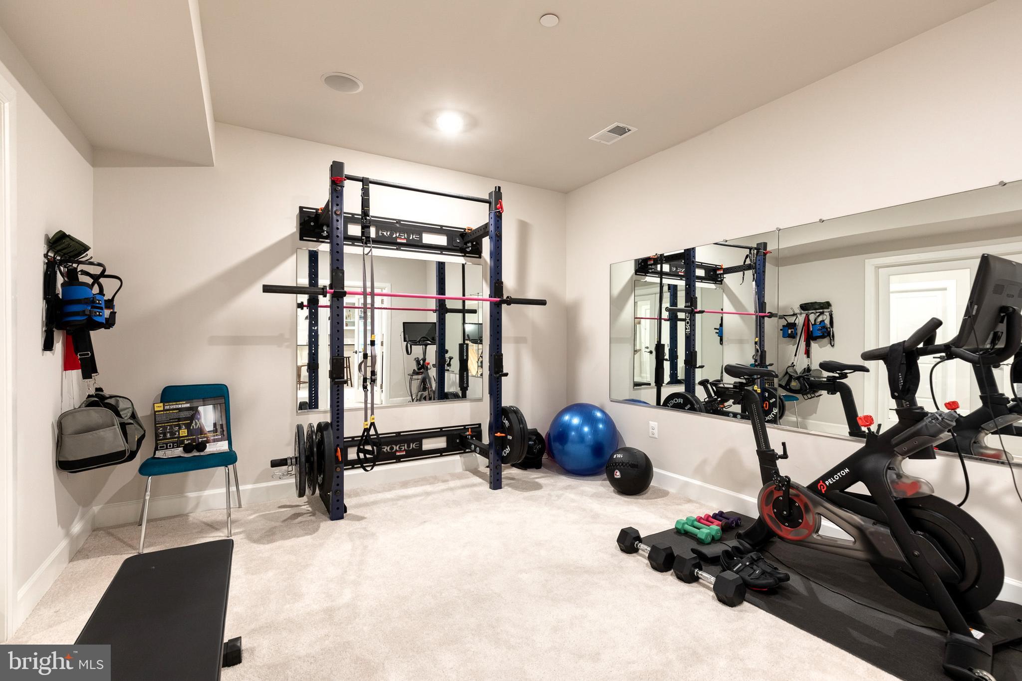 CEDAR CREEK - Residential