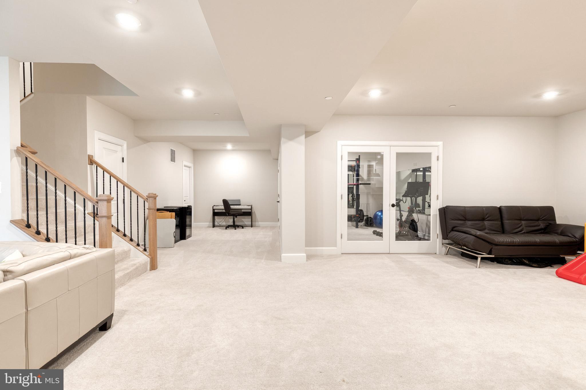 CEDAR CREEK - Residential