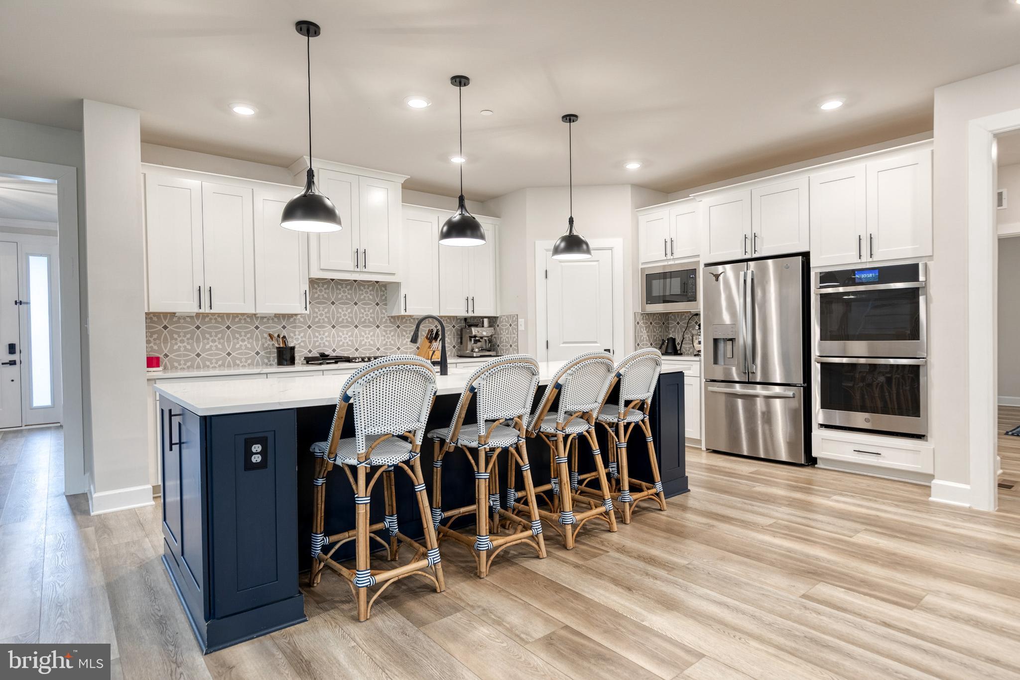 CEDAR CREEK - Residential