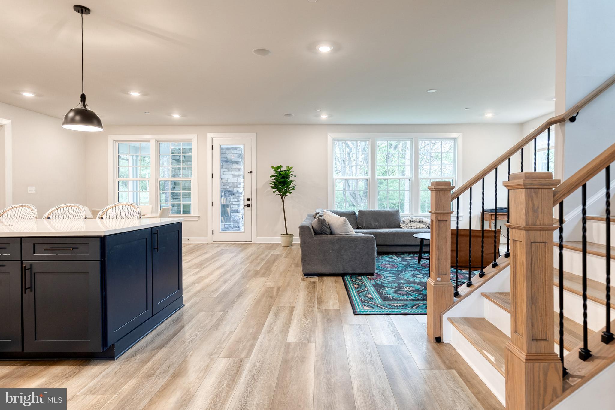 CEDAR CREEK - Residential