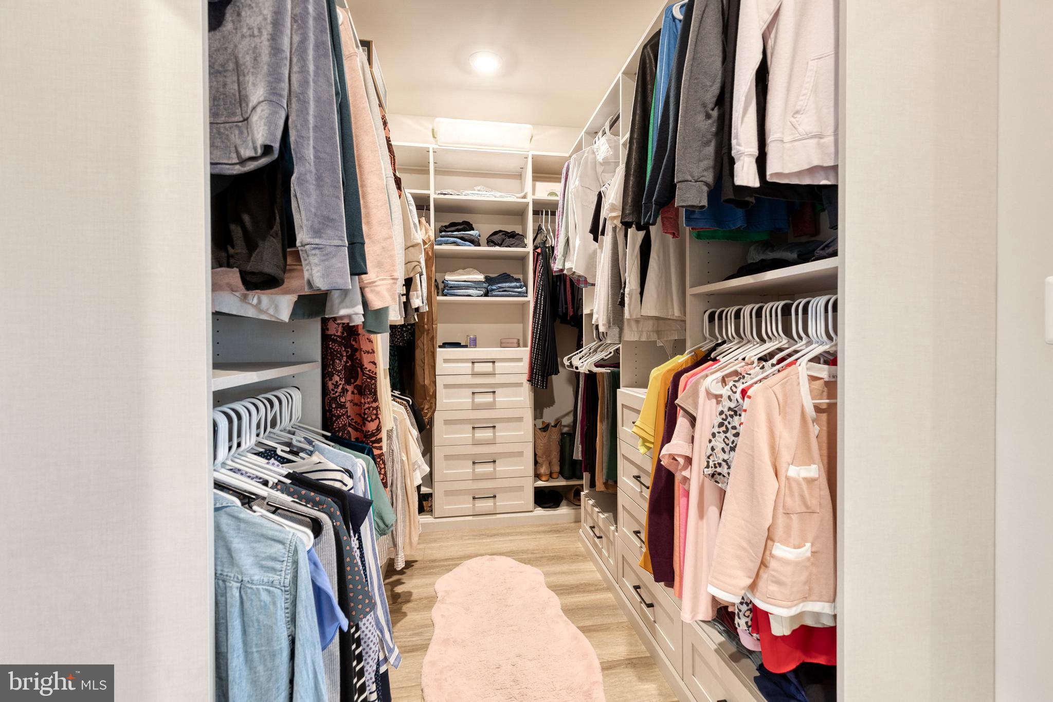 CEDAR CREEK - Residential