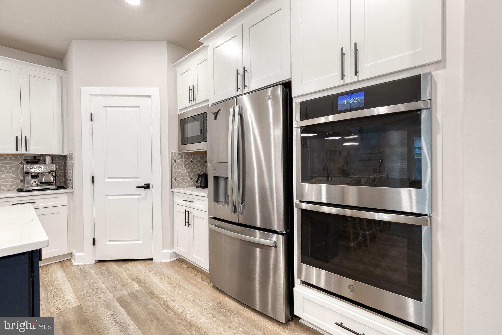 CEDAR CREEK - Residential