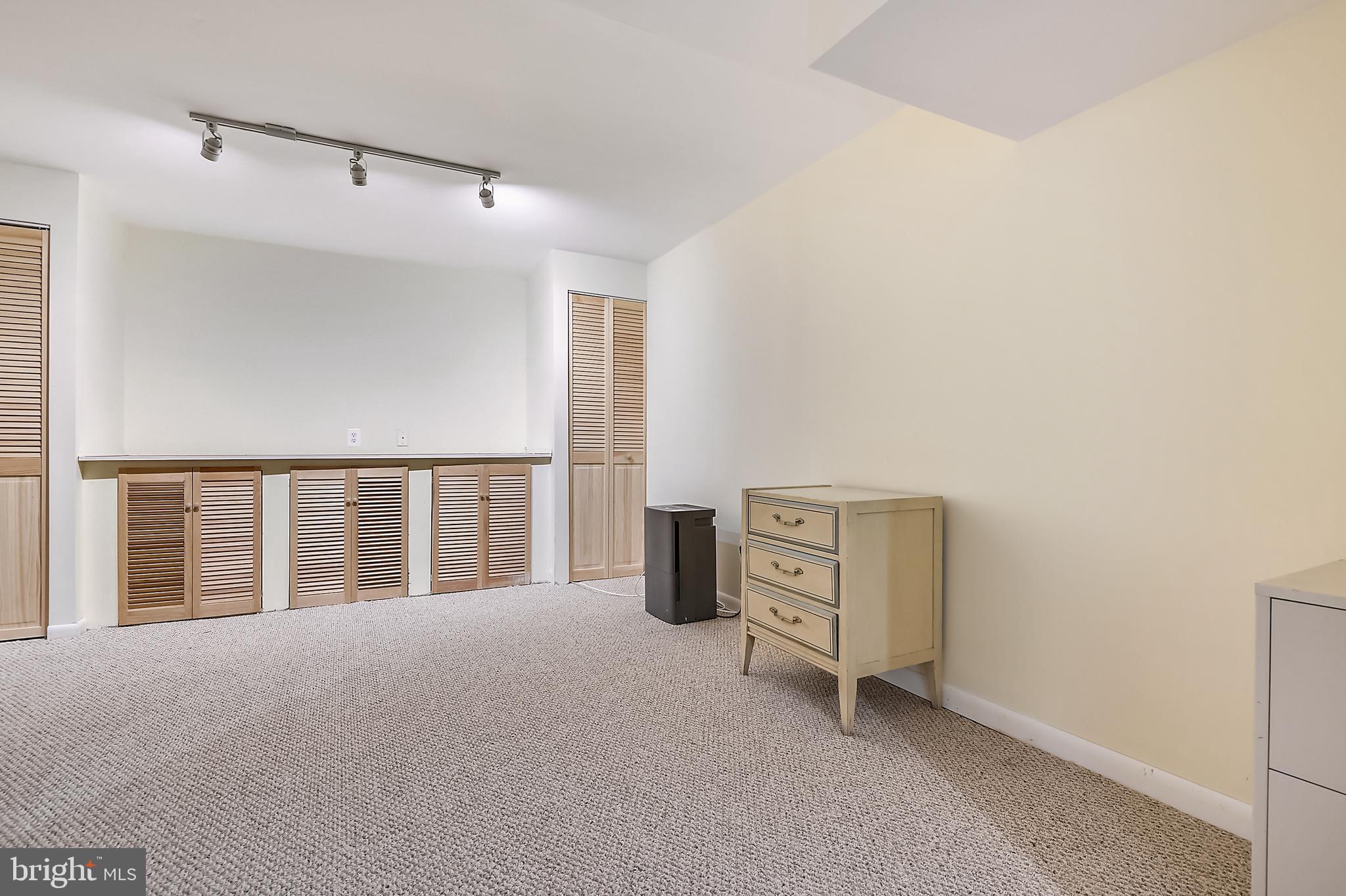 OTTERBEIN - Residential