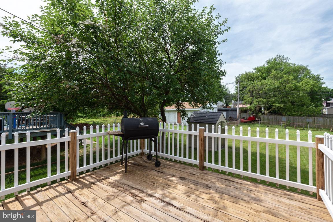 BROOKLYN - Residential