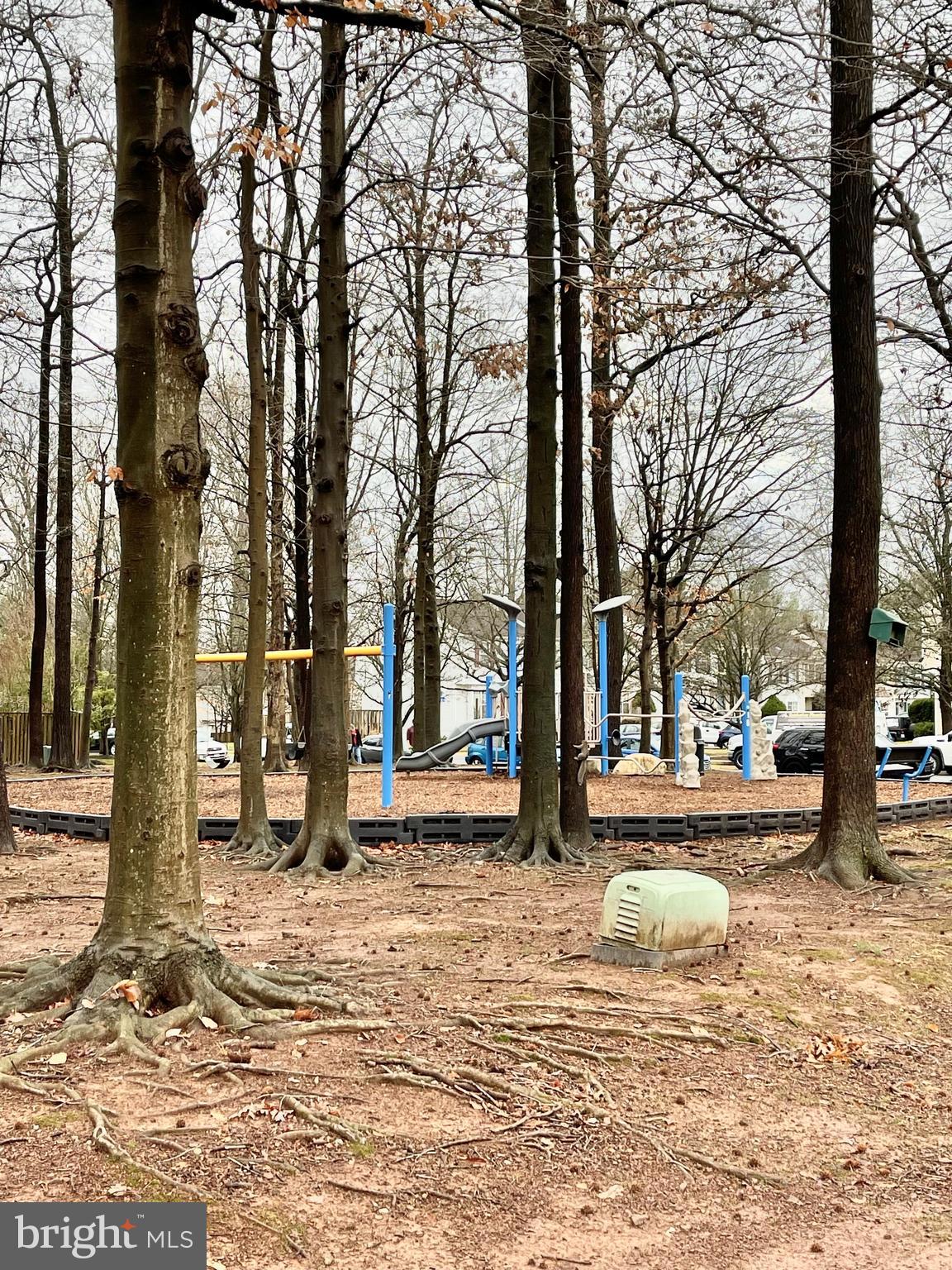 LONDON TOWN WEST - Residential