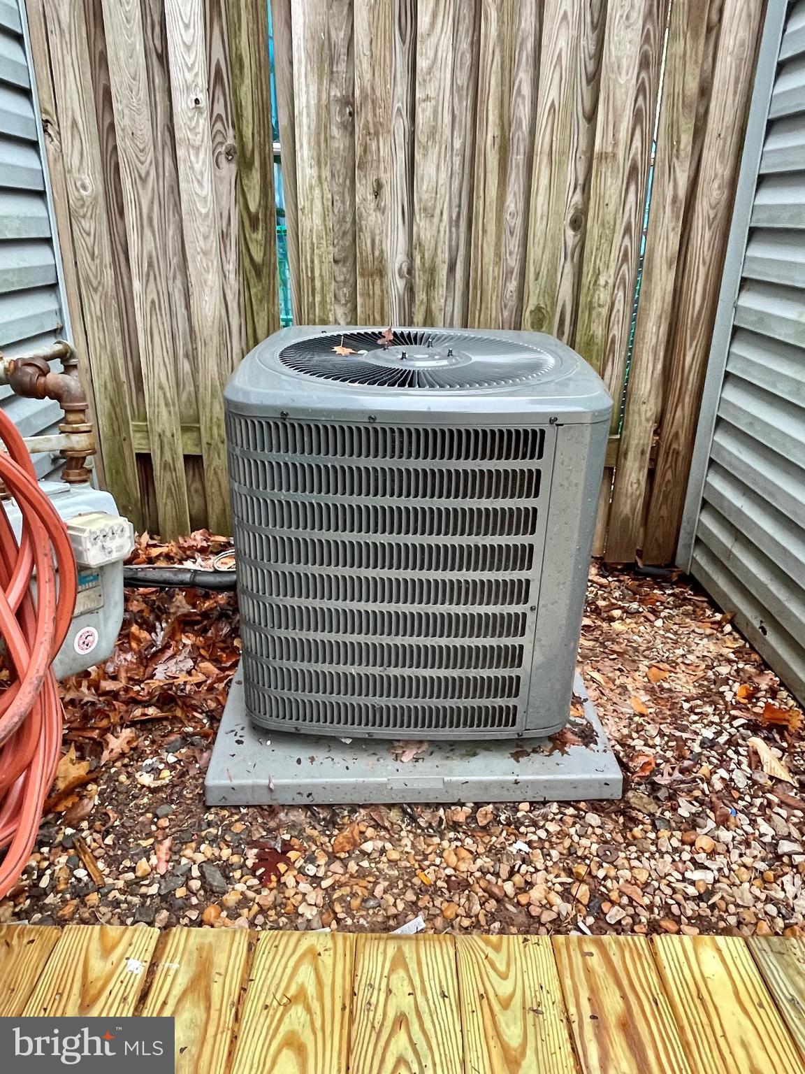 LONDON TOWN WEST - Residential