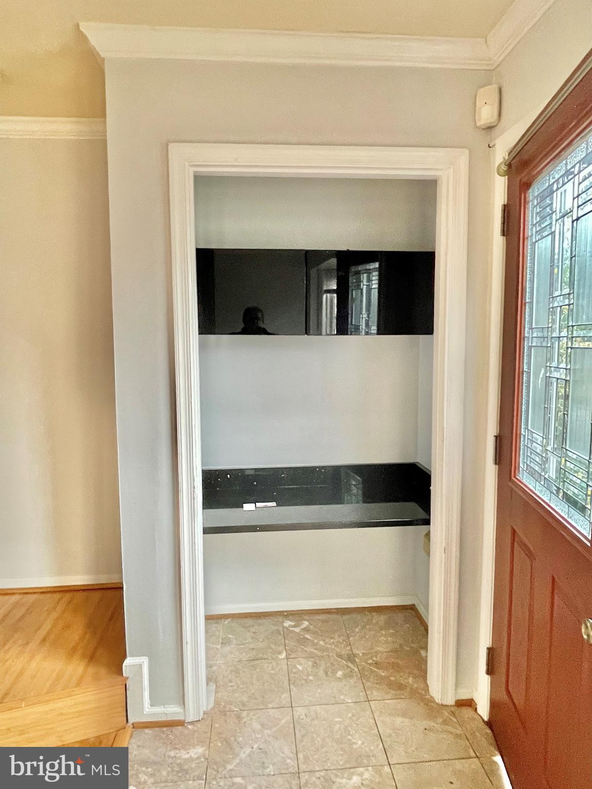 LONDON TOWN WEST - Residential