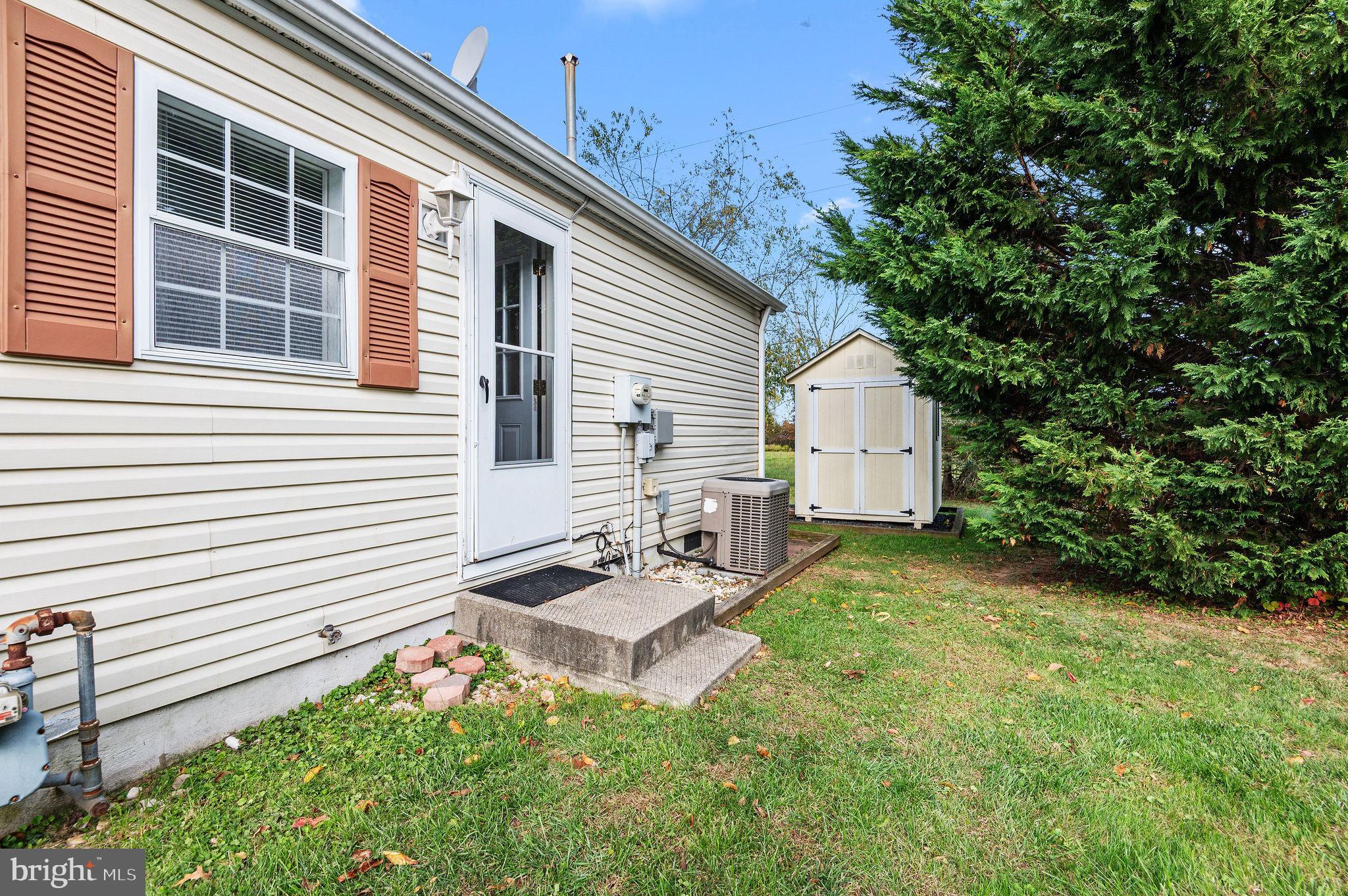 GWYNEDD WOODS - Residential