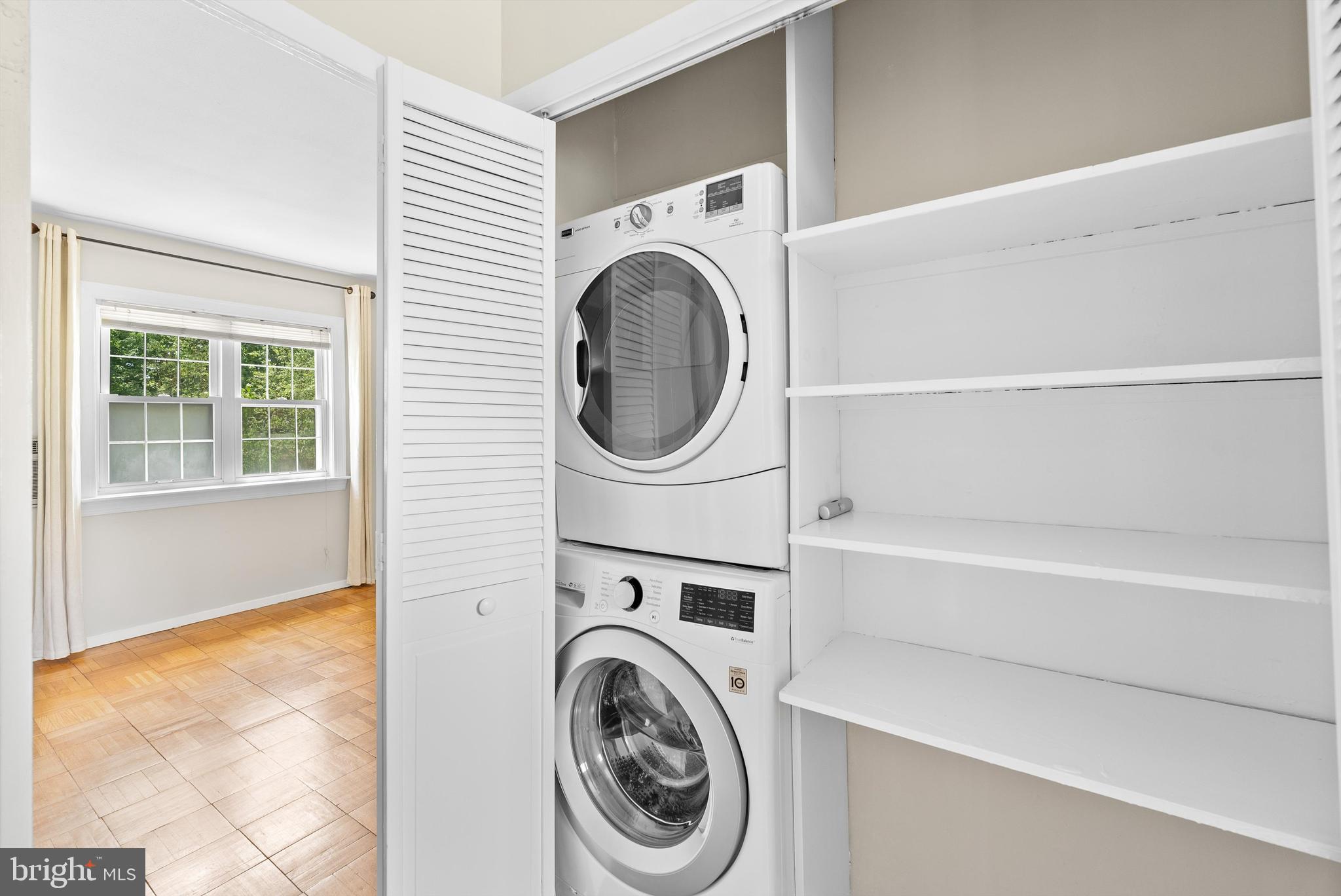 PARK  FAIRFAX - Residential Lease