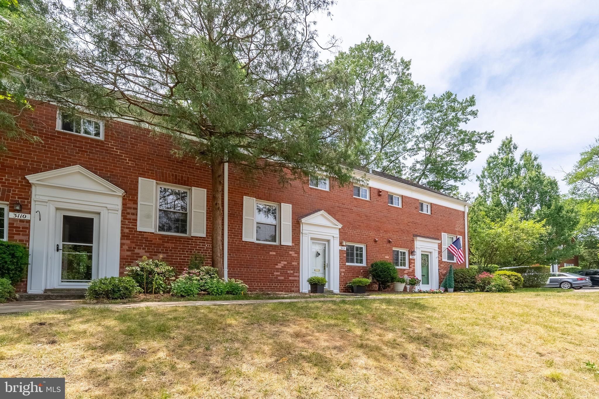 PARK  FAIRFAX - Residential Lease