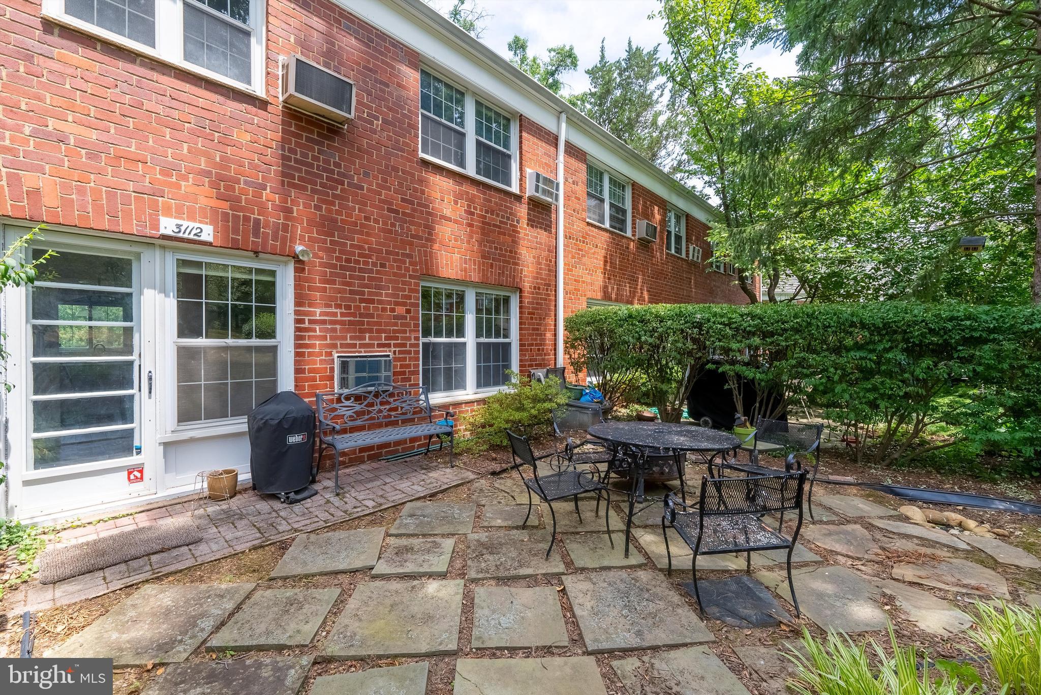 PARK  FAIRFAX - Residential Lease