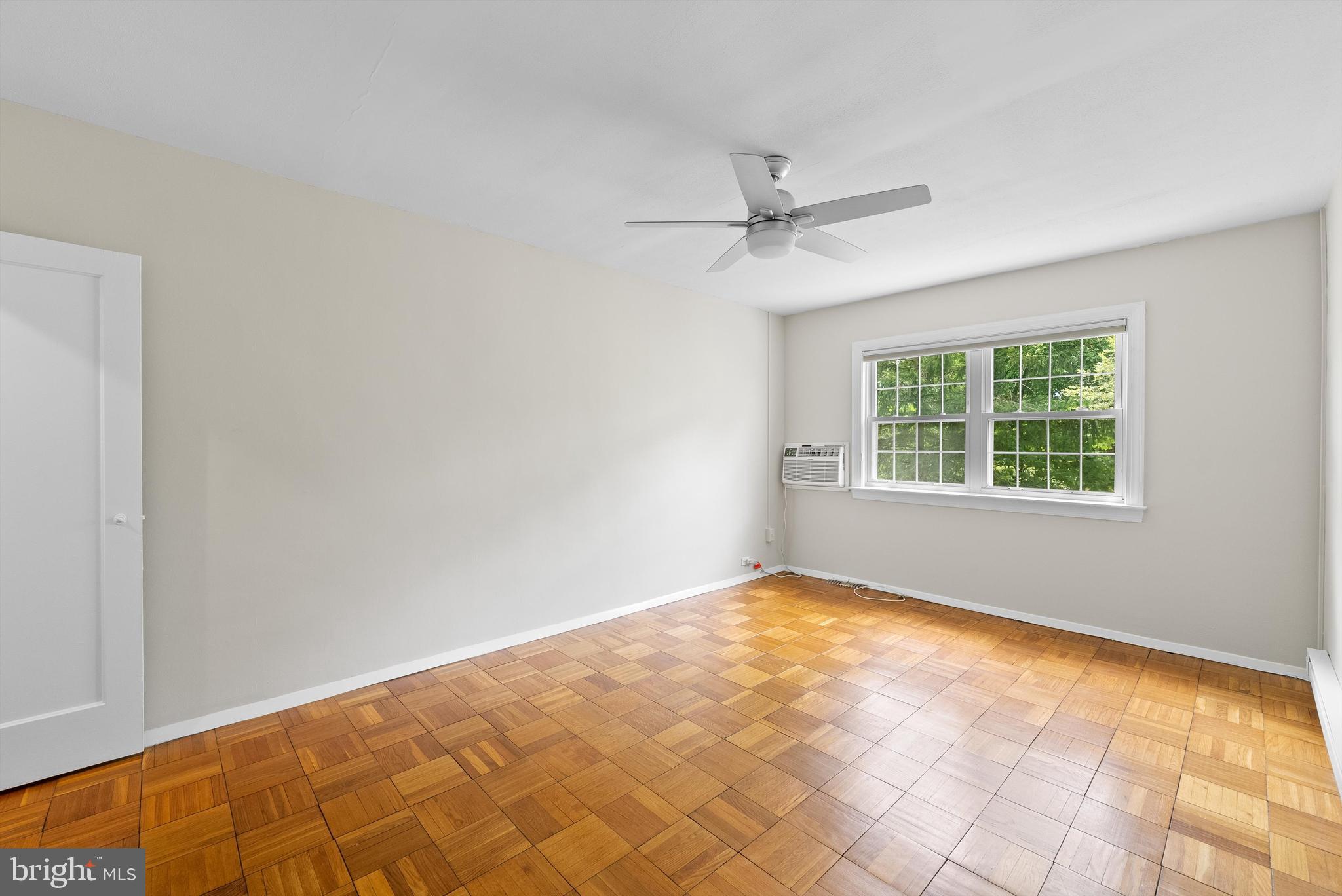 PARK  FAIRFAX - Residential Lease