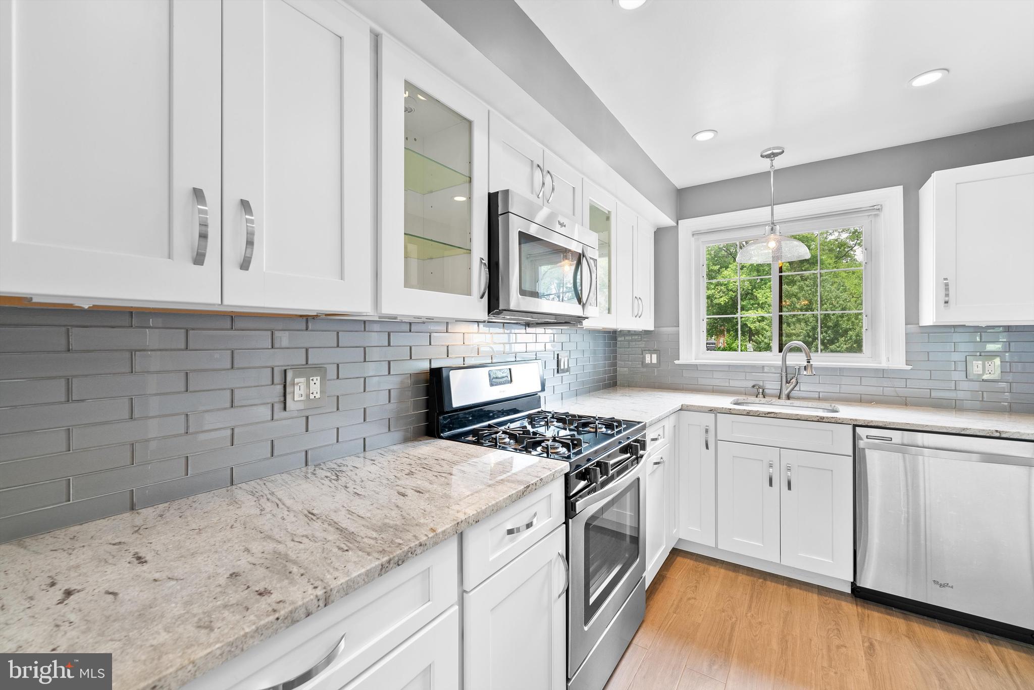 PARK  FAIRFAX - Residential Lease