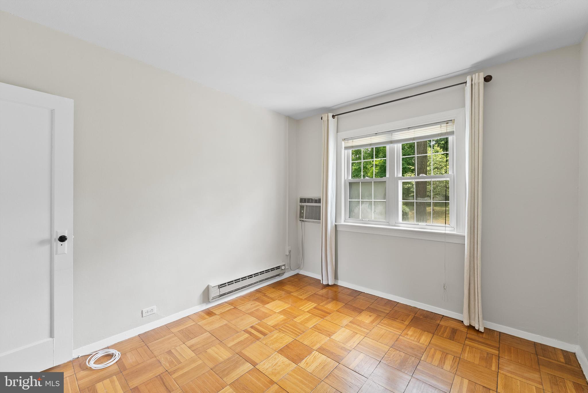 PARK  FAIRFAX - Residential Lease