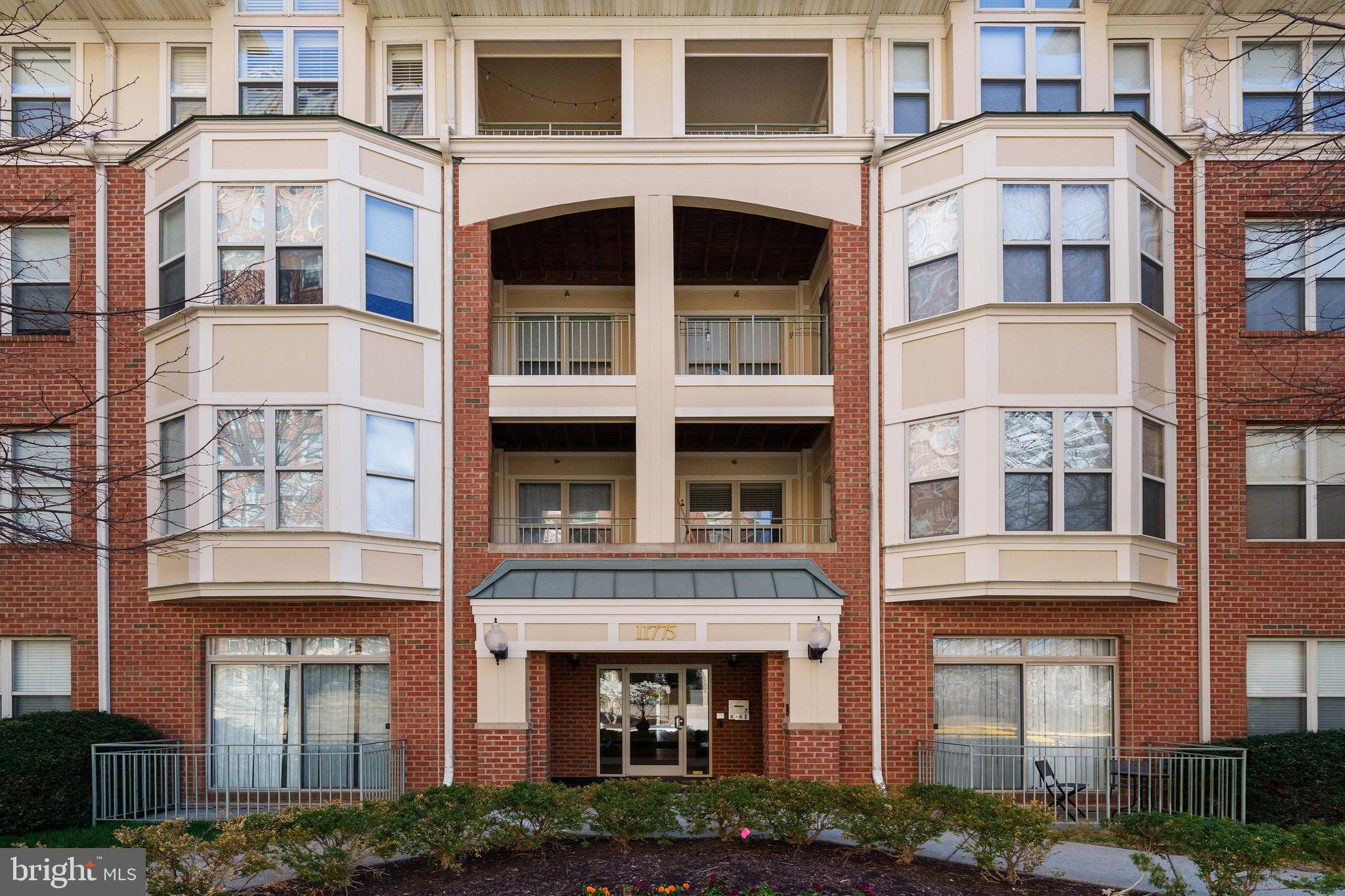 STRATFORD CONDOMINIUMS - Residential