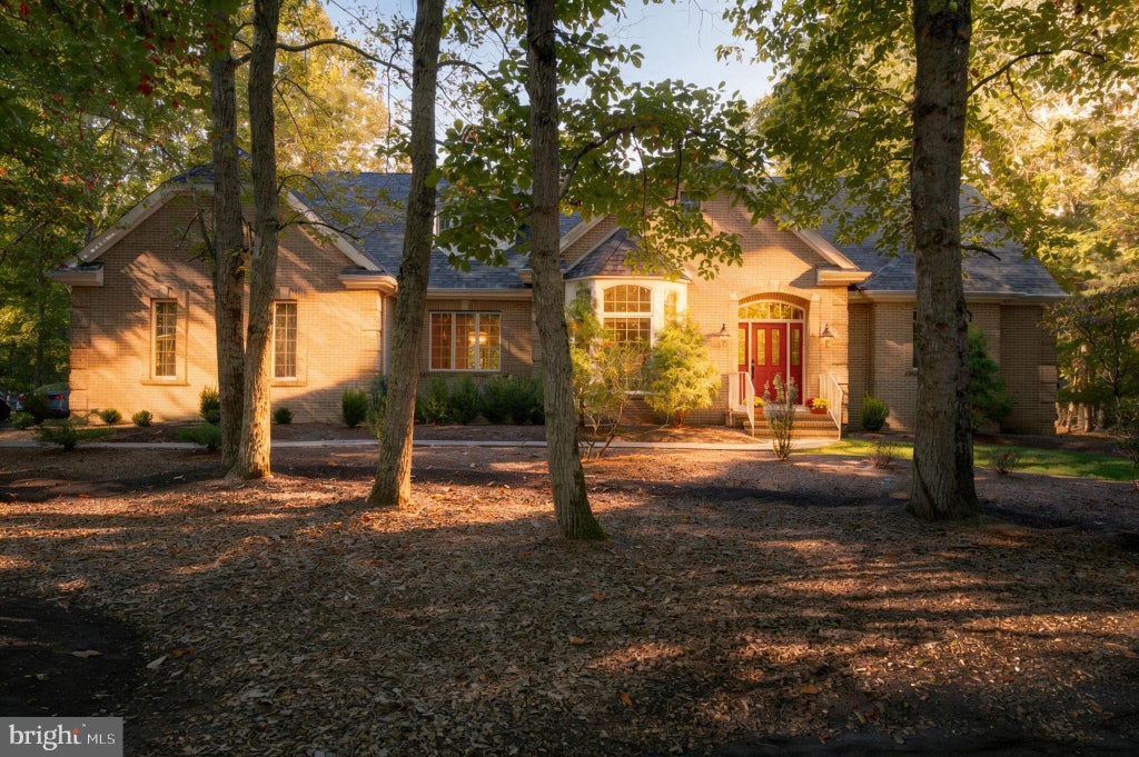 Photo of 31 High Point Drive, MEDFORD, NJ 08055 (MLS # NJBL2123304)