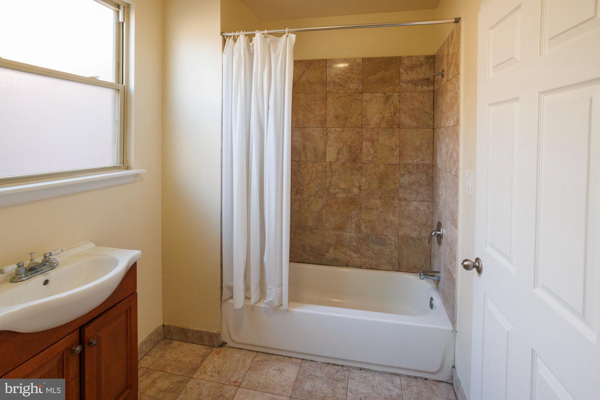 TEMPLE UNIVERSITY - Commercial Sale