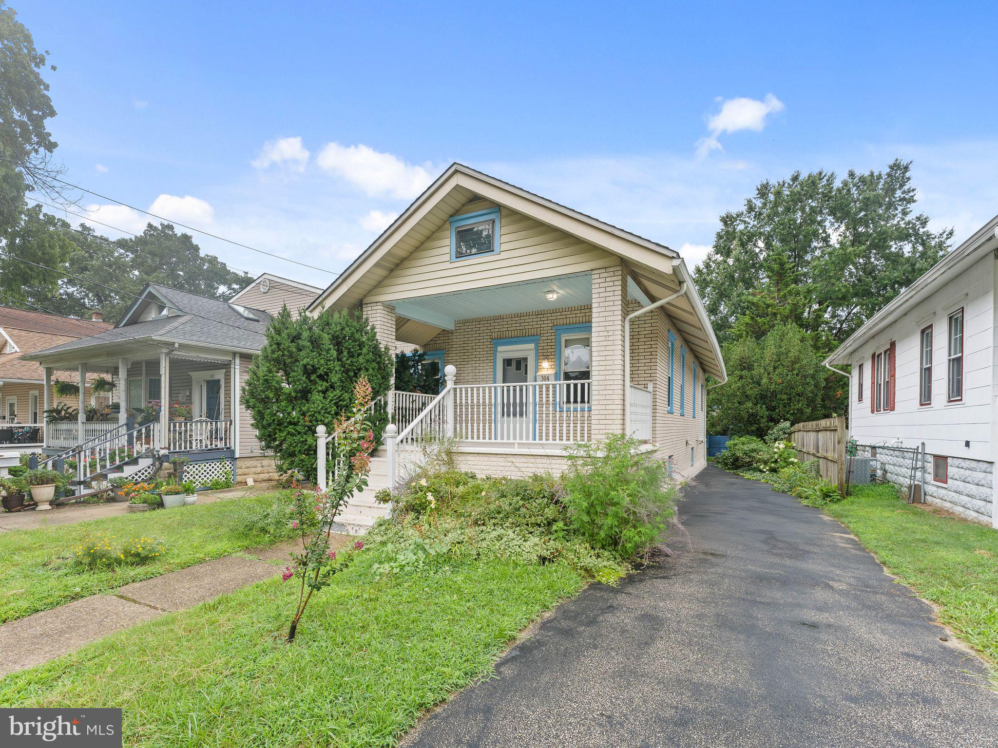 304 WOODLAWN TERRACE